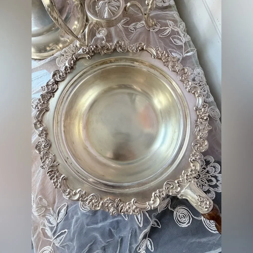 Elegant Silver Fondue Serveware Dish